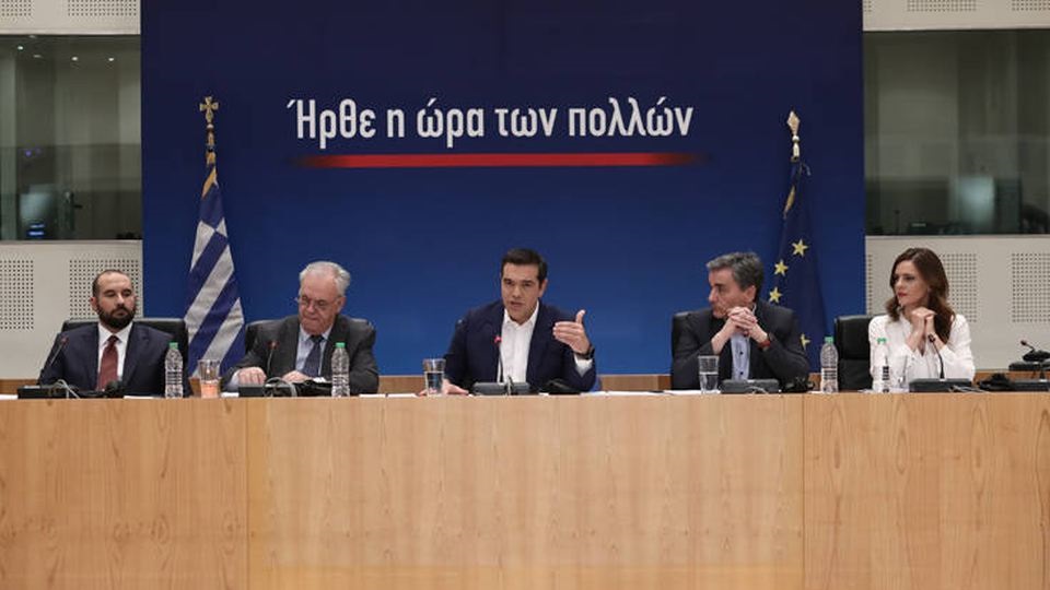 Τσακαλώτος: Ανάκαμψη της μεσαίας τάξης