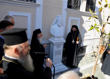 Περιστέρι: Αποκαλυπτήρια προτομής Μακαριστού Χρυσοστόμου (Ζαφείρη)