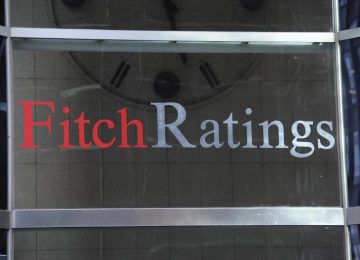 Αναβαθμίζει τις ελληνικές τράπεζες η Fitch  Σταθερό το Outlook