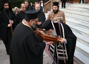 Υποδοχή Ιερού λειψάνου Αγίου Πολυκάρπου στο Κορδελιό (ΦΩΤΟ)