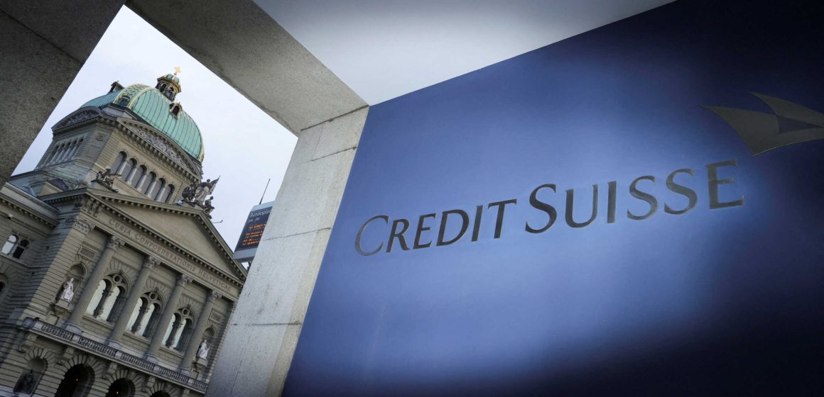 Νέα μικρή πτώση της Credit Suisse στα χρηματιστήρια, ενισχύονται οι μετοχές της UBS