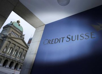 Credit Suisse και UBS υποχωρούν στα ευρωπαϊκά χρηματιστήρια  Απώλειες και για την Deutsche Bank