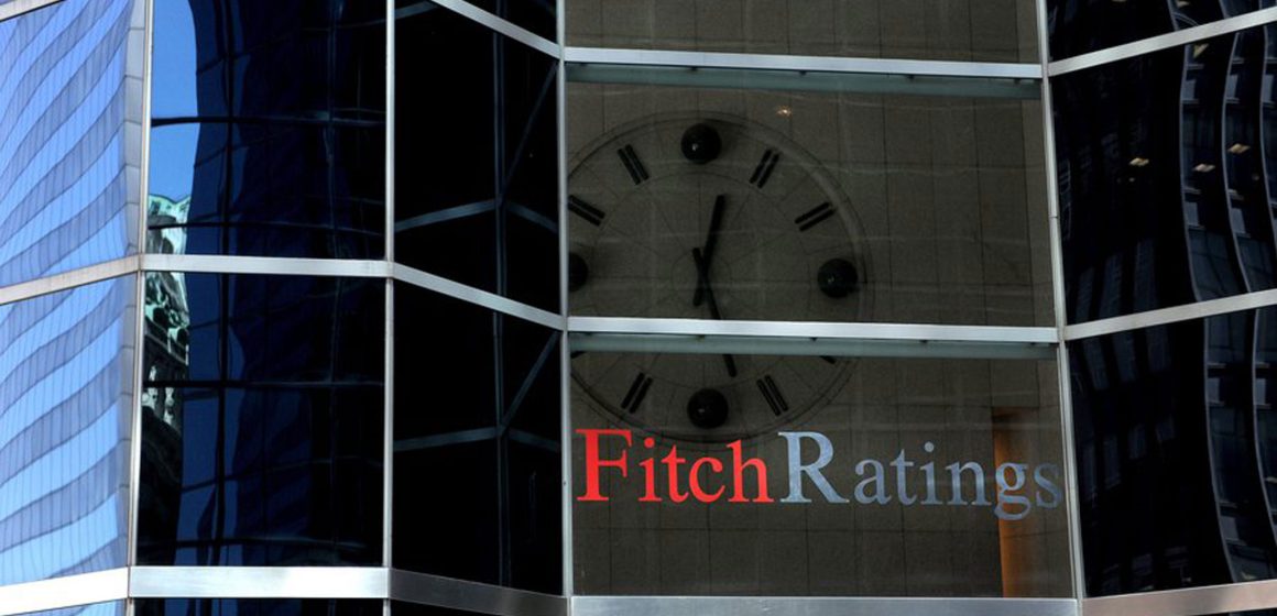 Ο Fitch υποβάθμισε το αξιόχρεο της Γαλλίας στο επίπεδο AA