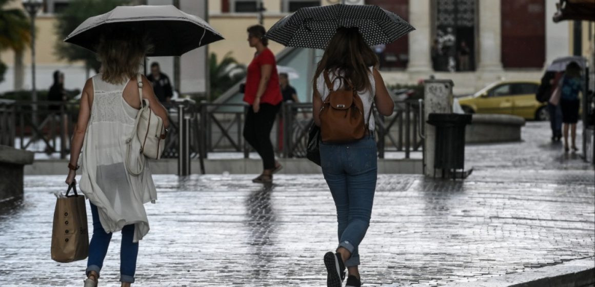 Προσοχή! Καταιγίδες τη νύχτα σε Ιόνιο και ηπειρωτικά  Αναλυτικά ο καιρός