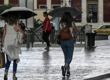 Προσοχή! Καταιγίδες τη νύχτα σε Ιόνιο και ηπειρωτικά  Αναλυτικά ο καιρός