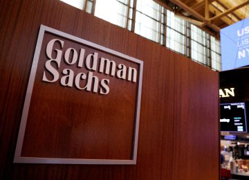 Goldman Sachs: H Ελλάδα βρίσκεται ένα βήμα μακριά από την ανάκτηση της επενδυτικής βαθμίδας